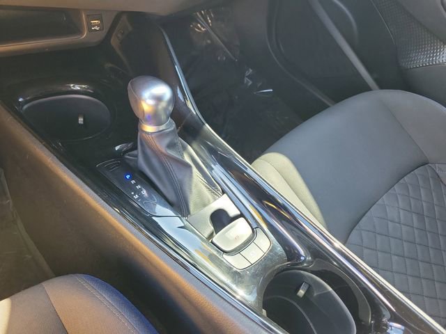 Used 2021 Toyota C-HR XLE image 31