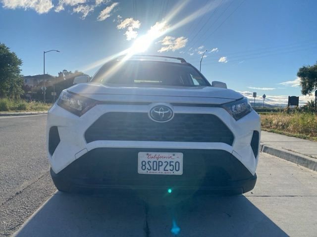 Used 2020 Toyota RAV4 LE w/ Carpet Mat Package image 7
