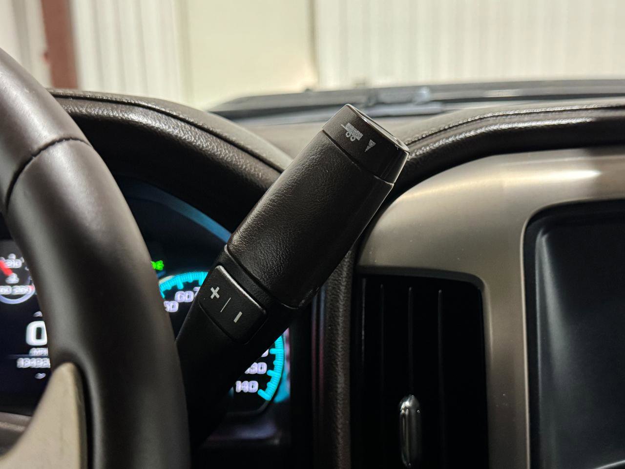 Used 2018 GMC Sierra 3500 Denali w/ Duramax Plus Package AWD/4WD image 23