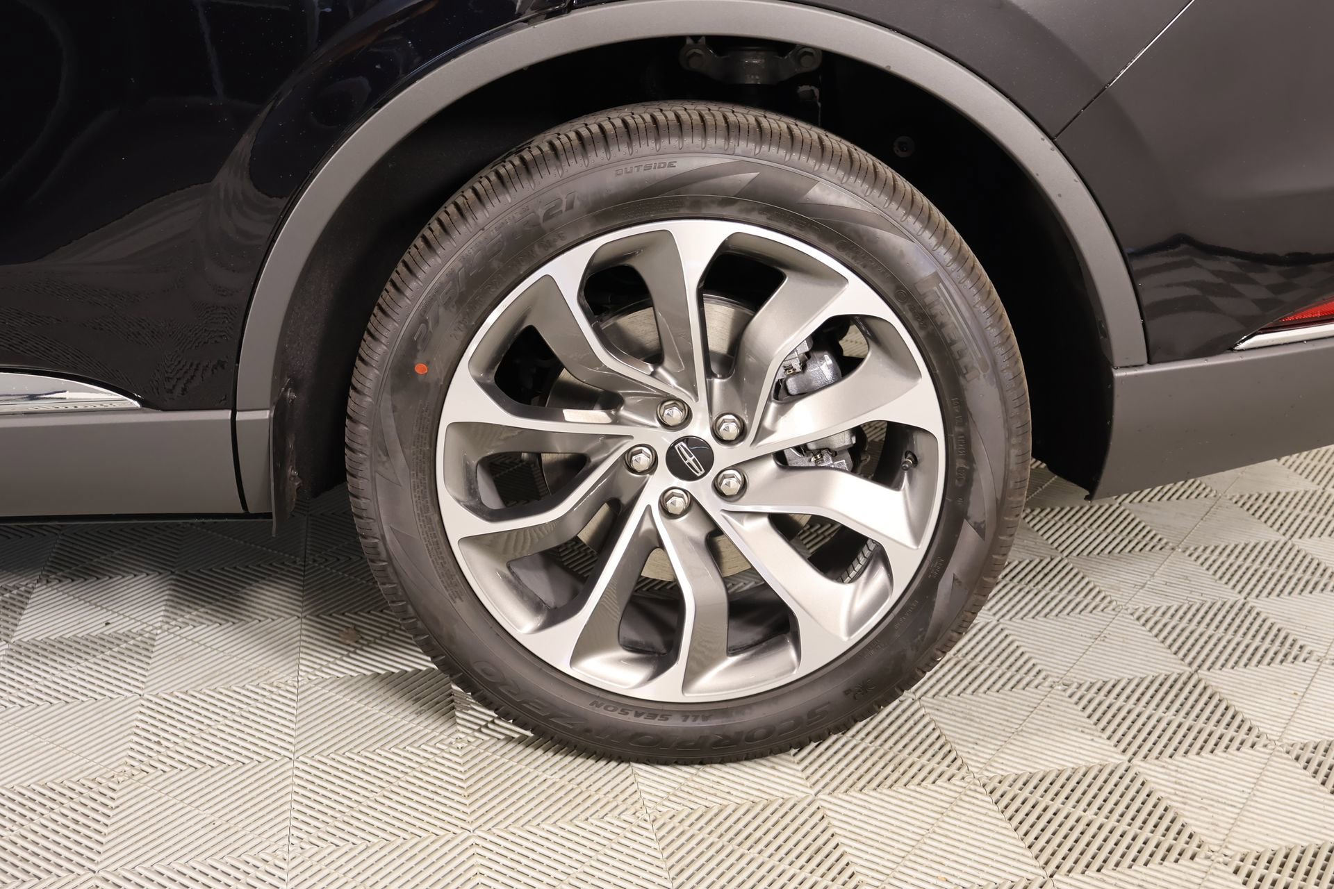New 2026 Lincoln Aviator AWD image 20