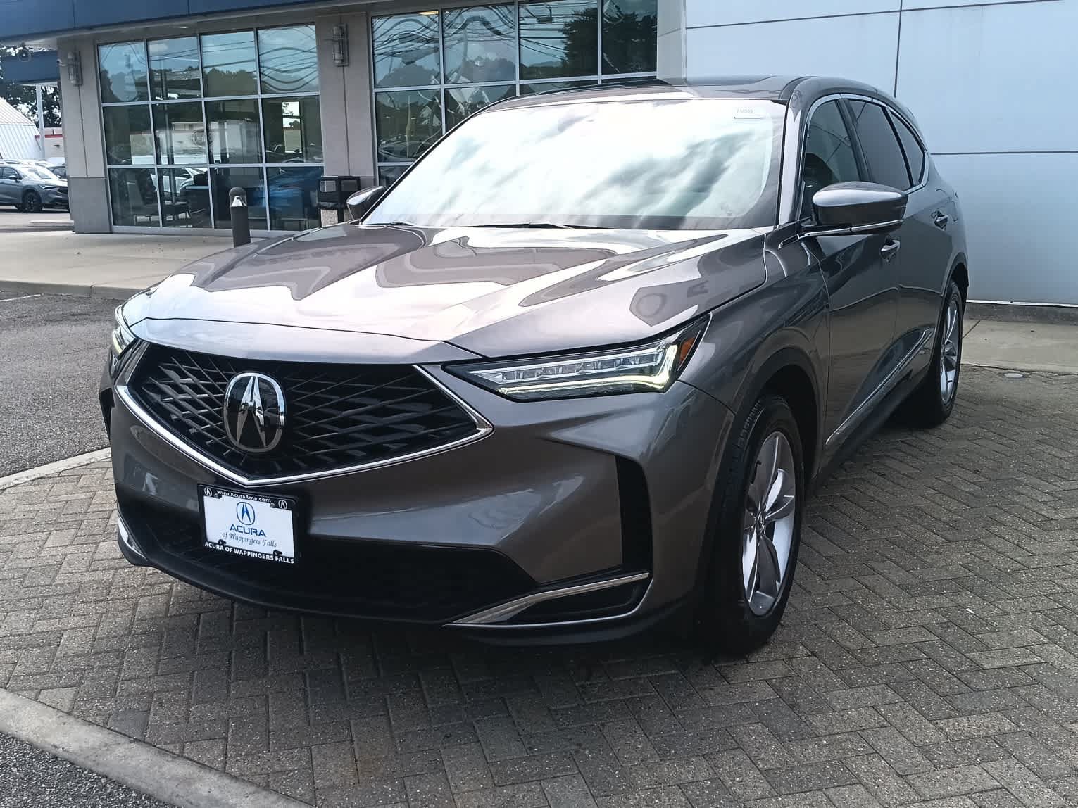 Used 2025 Acura MDX SH-AWD image 1