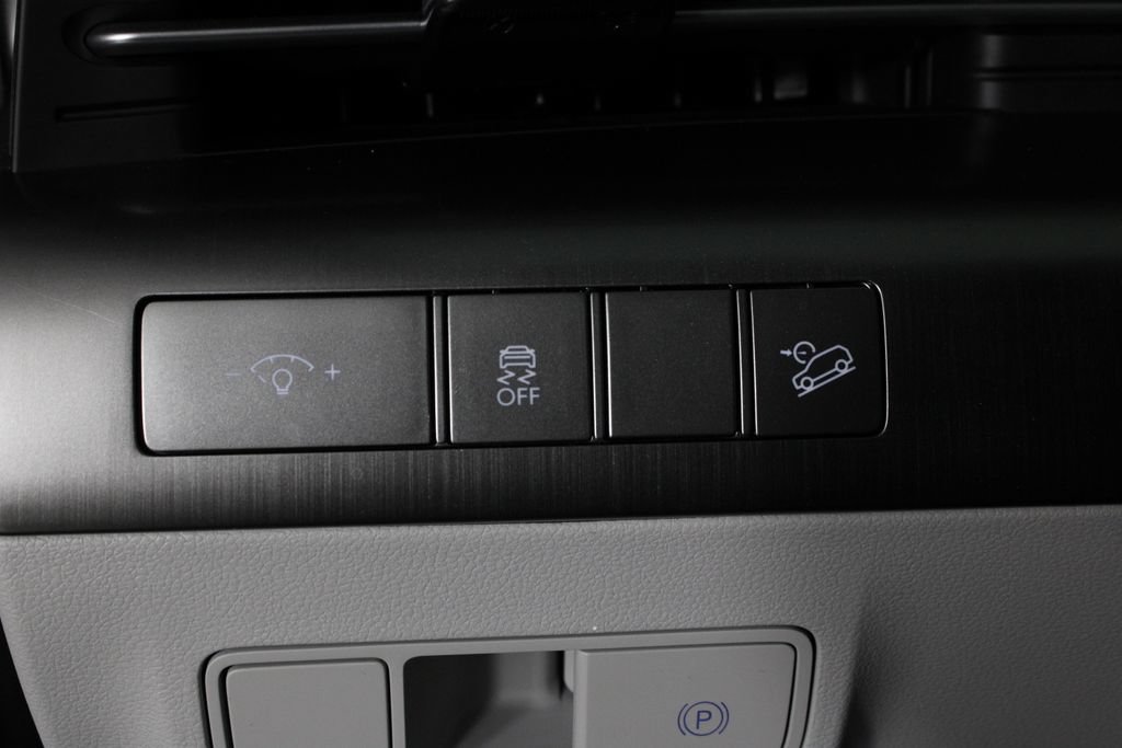 Used 2026 Hyundai Kona SEL Sport FWD image 24