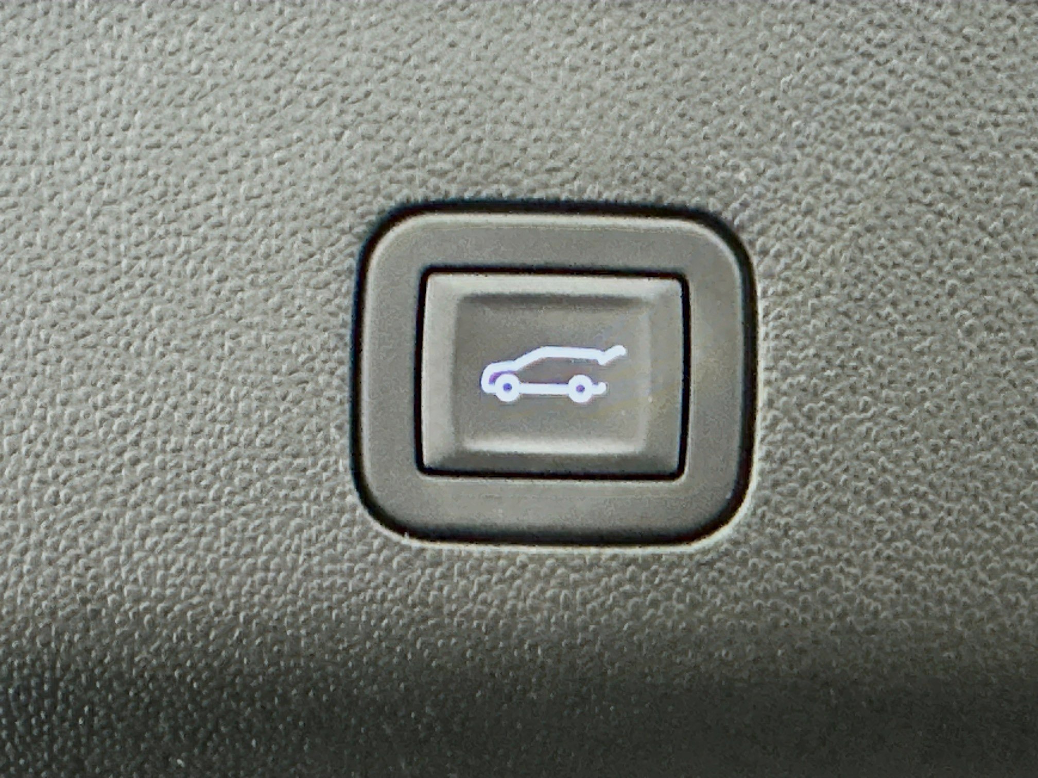 Used 2025 Chevrolet Tahoe Premier image 32