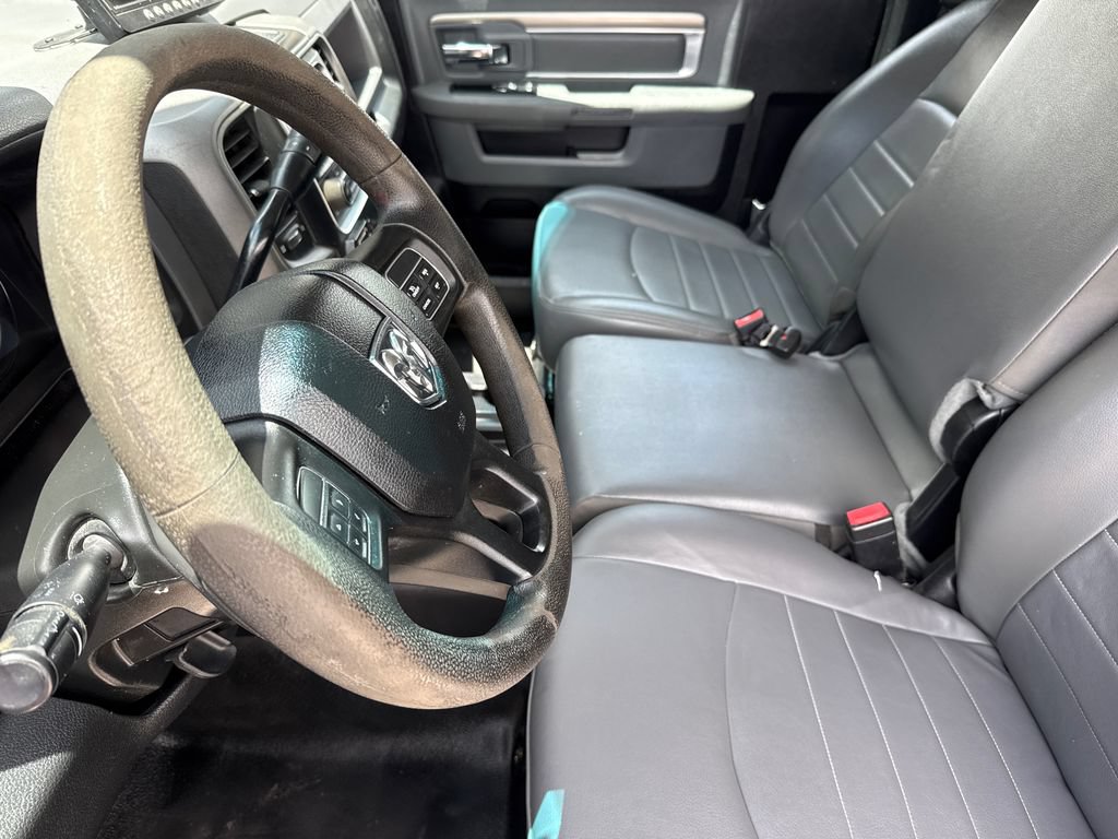 Used 2016 RAM 5500 Tradesman w/ Power & Remote Entry Group AWD/4WD image 18