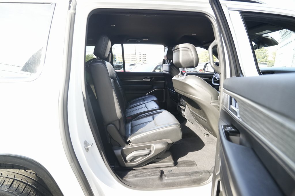 Used 2023 Jeep Wagoneer L Series II image 22