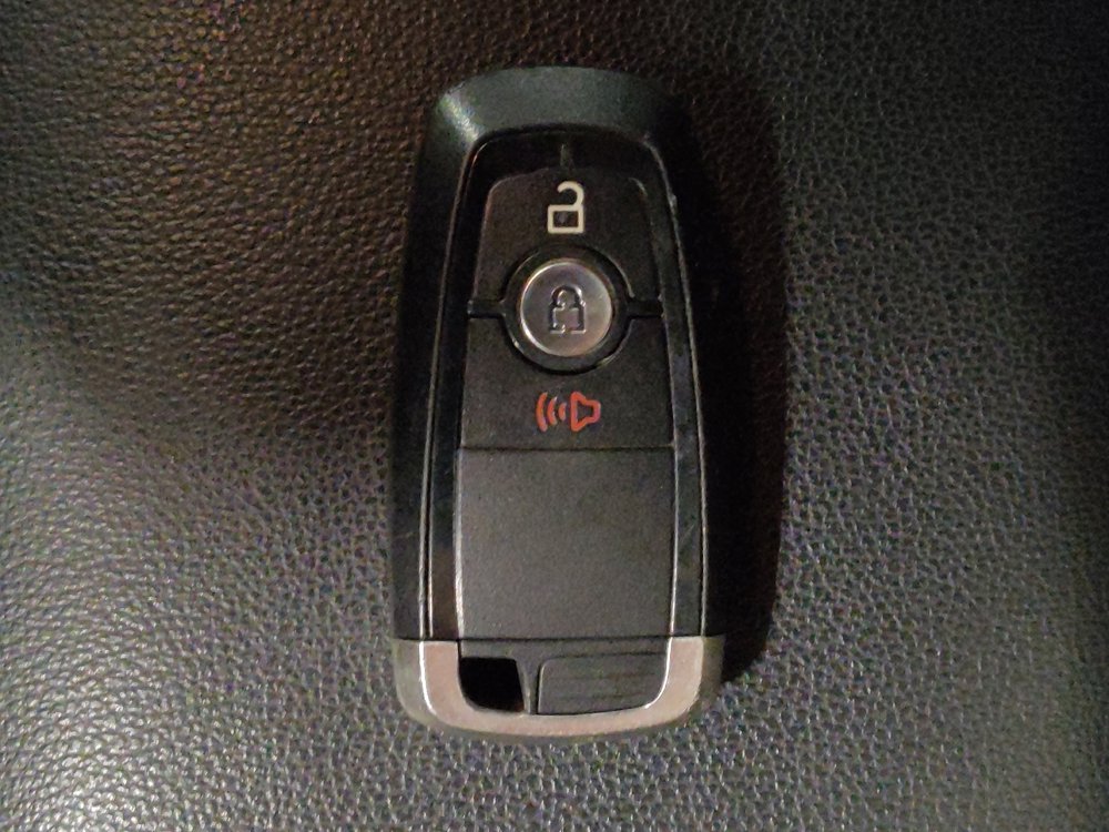 Used 2019 Ford EcoSport Titanium FWD image 32