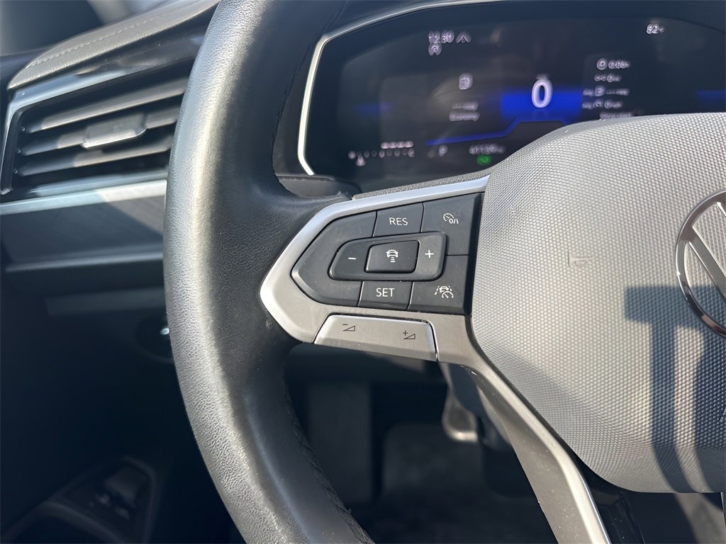 Used 2024 Volkswagen Jetta SE image 15