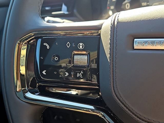 New 2026 Land Rover Range Rover Velar Dynamic SE image 15
