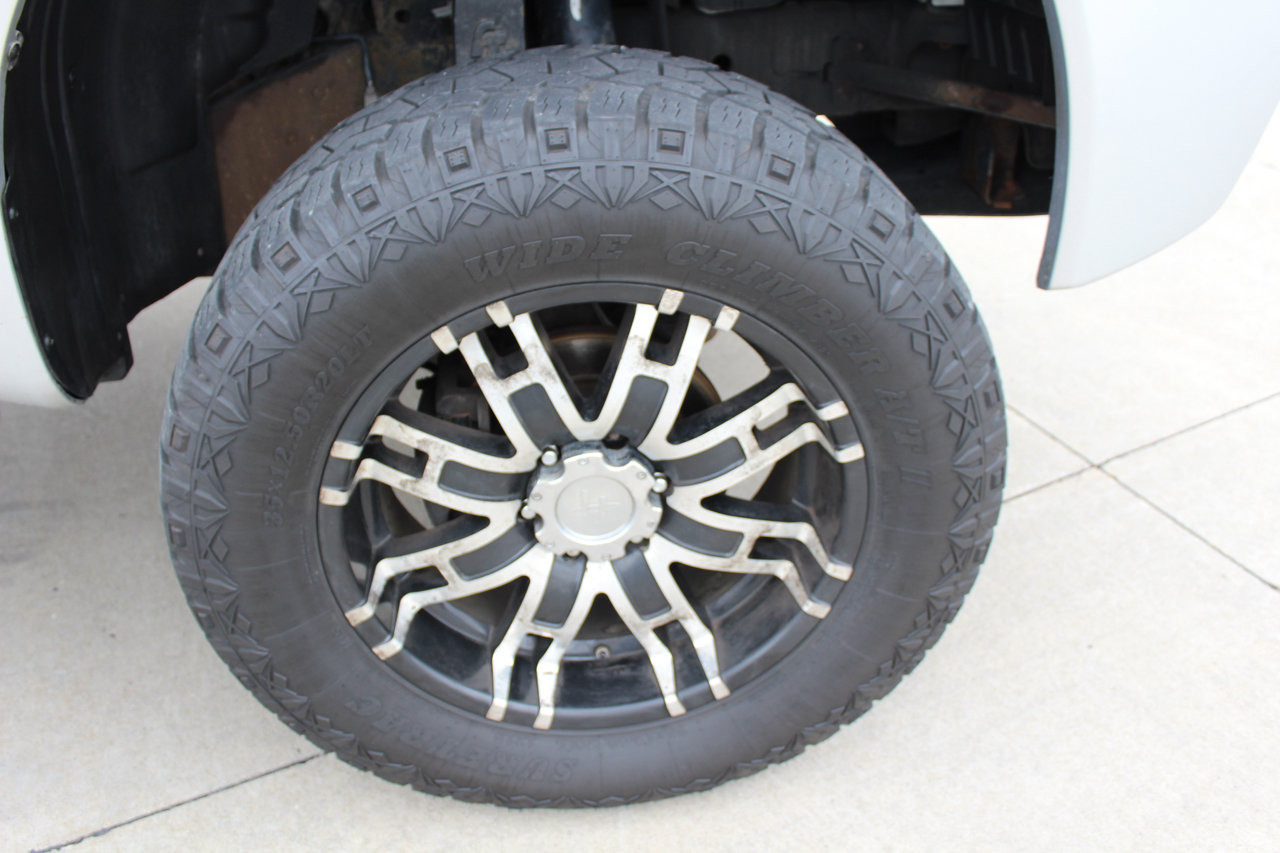 Used 2006 Nissan Titan LE w/ (R02) LE Off-Road Pkg image 42