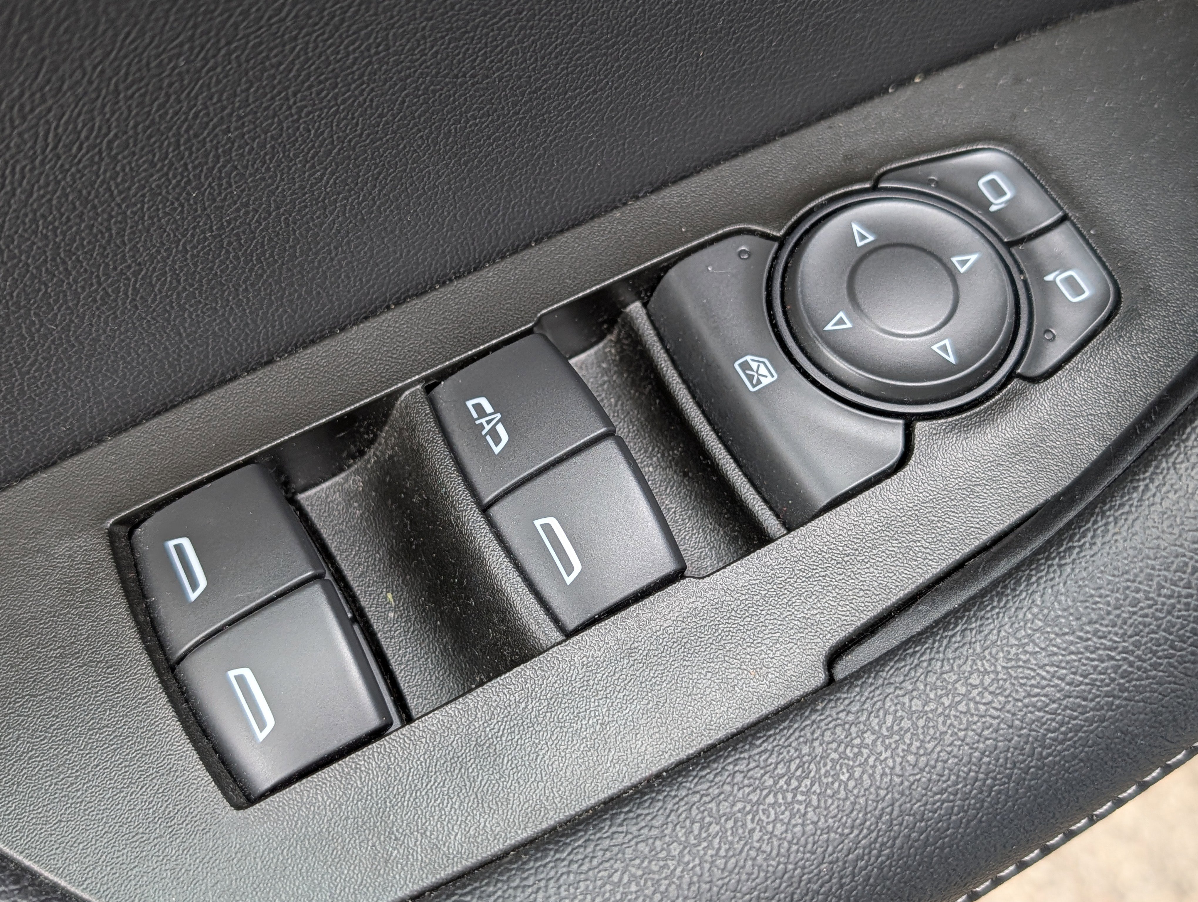 Certified 2025 Chevrolet Blazer LT AWD/4WD image 14