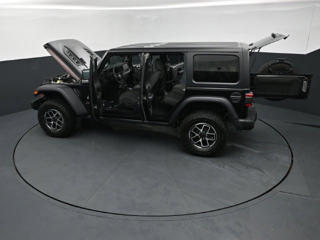 Used 2024 Jeep Wrangler Unlimited Rubicon w/ Capability Package AWD/4WD image 27