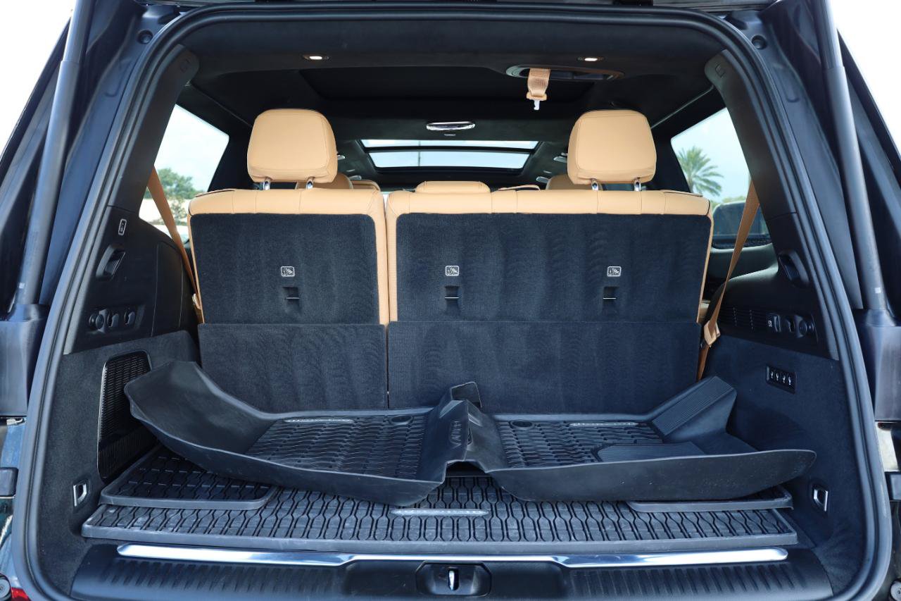 Used 2025 Jeep Grand Wagoneer Series III w/ Rear Seat Video Group 1 AWD/4WD image 21
