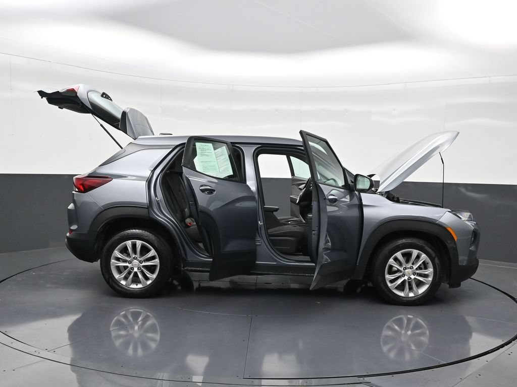 Used 2022 Chevrolet TrailBlazer LS FWD image 33