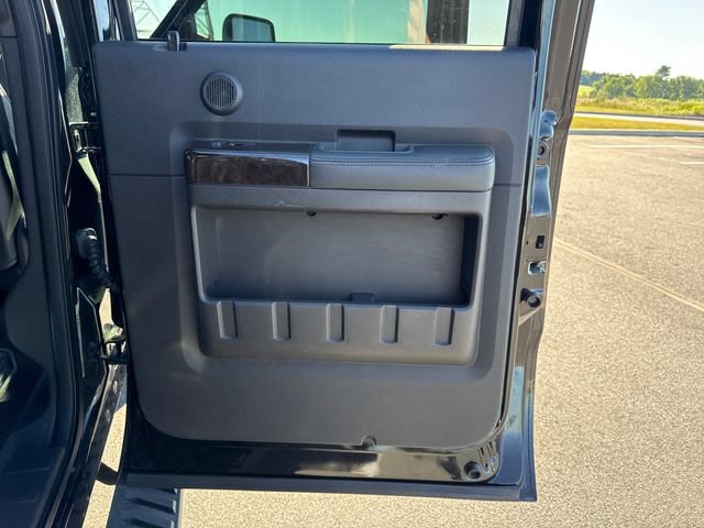 Used 2014 Ford F250 Platinum w/ FX4 Off-Road Package AWD/4WD image 16