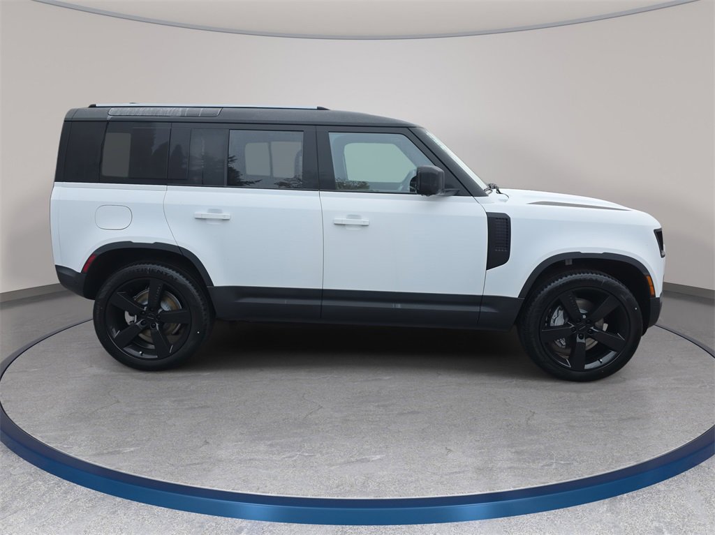 New 2026 Land Rover Defender 110 S image 4