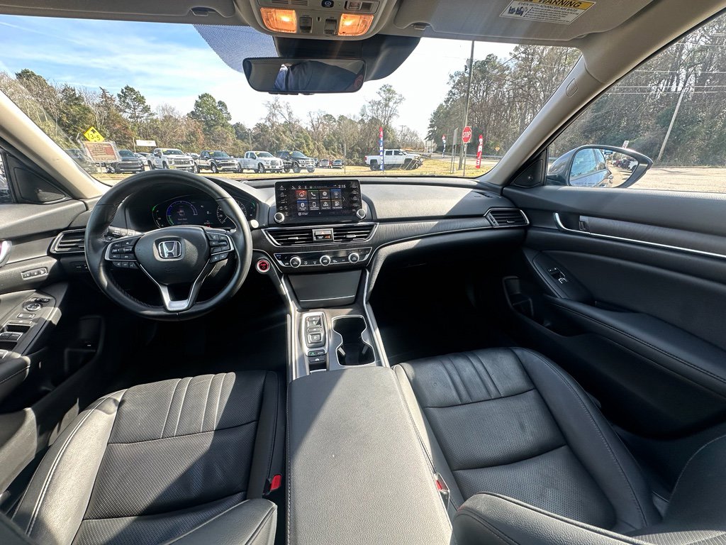 Used 2022 Honda Accord Touring image 16