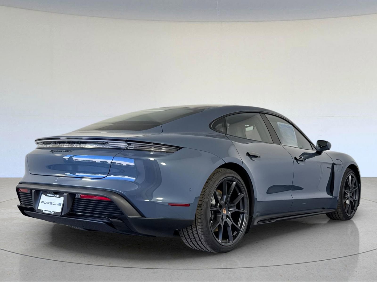 New 2026 Porsche Taycan GTS image 8