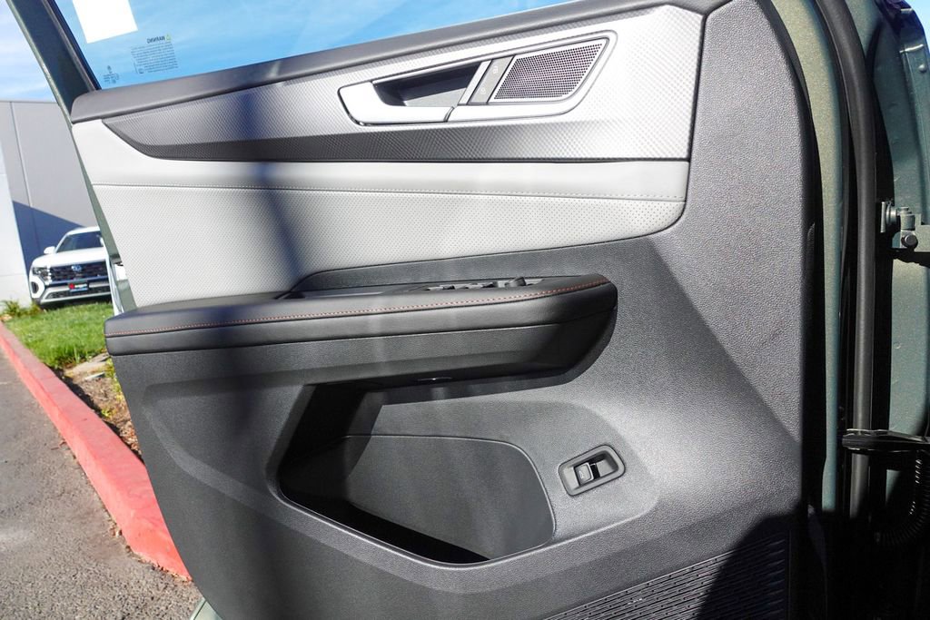 New 2026 Volkswagen Atlas Peak Edition image 16