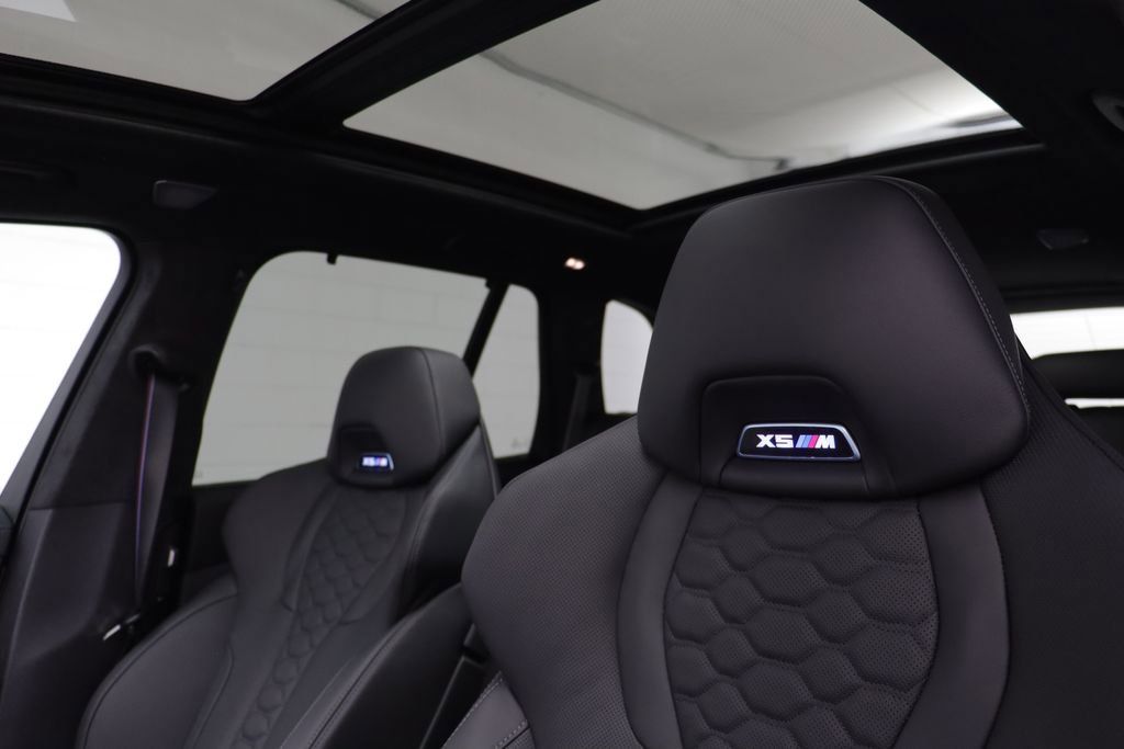 New 2026 BMW X5 M Competition w/ Executive Package AWD/4WD image 16