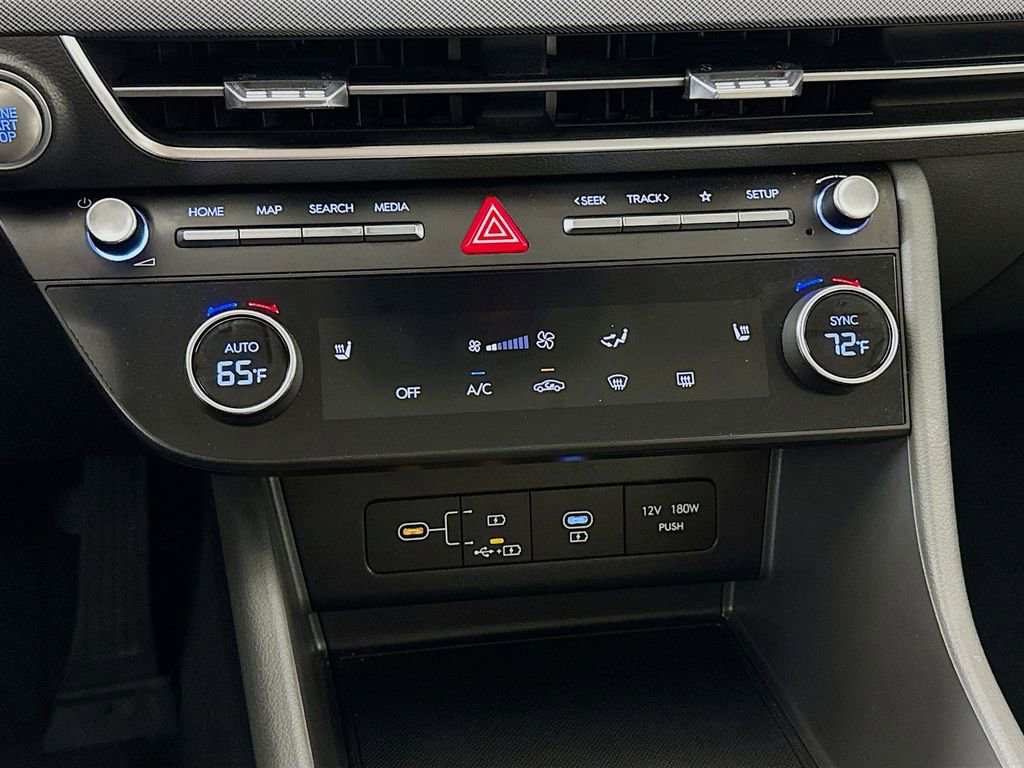 Used 2025 Hyundai Sonata SEL FWD image 17