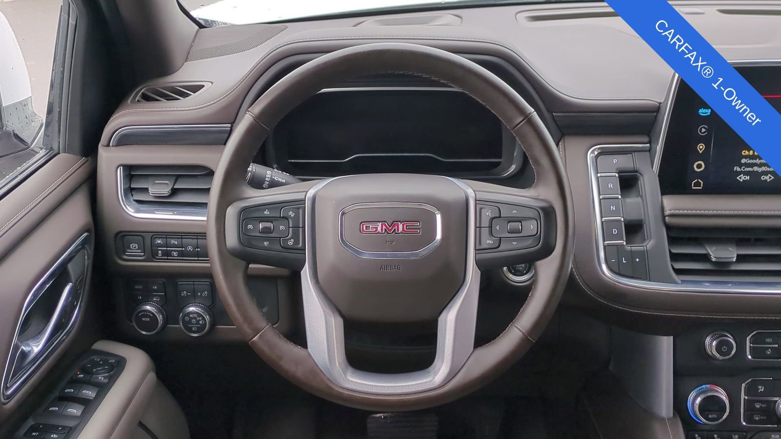 Used 2023 GMC Yukon XL SLT w/ SLT Premium Package image 25