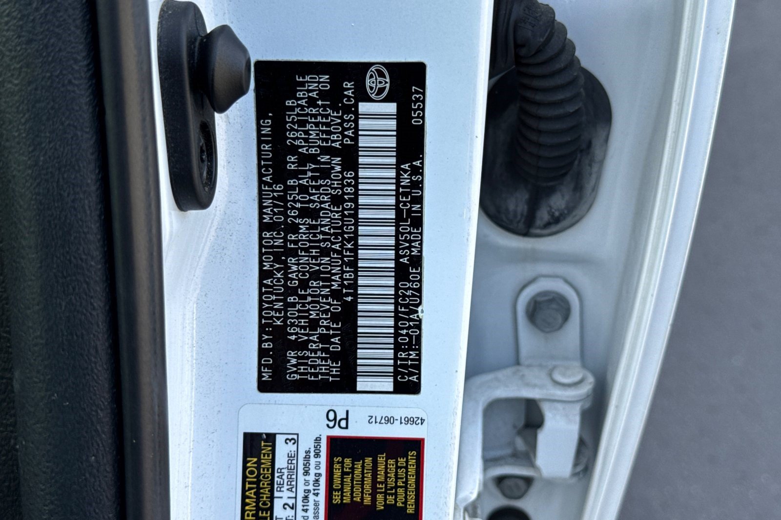 Used 2016 Toyota Camry LE FWD image 40