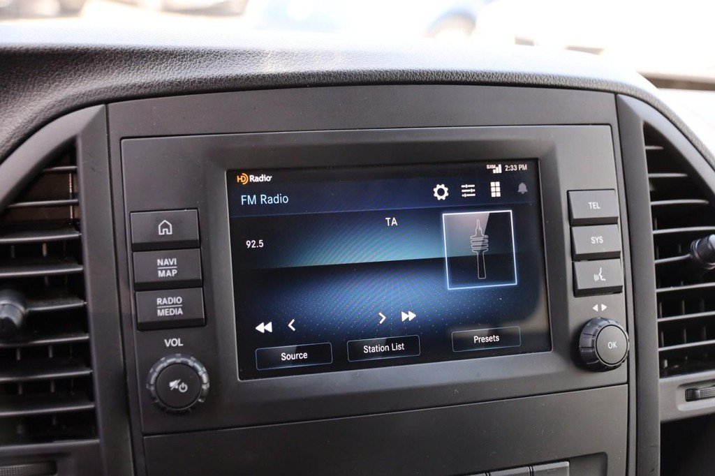 Used 2023 Mercedes-Benz Metris Passenger image 17