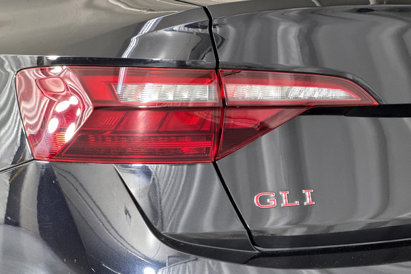 Used 2022 Volkswagen Jetta GLI Autobahn FWD image 28