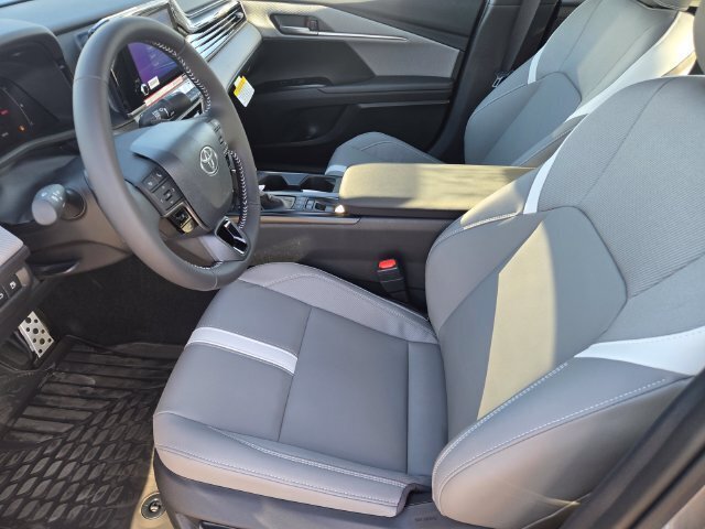 New 2026 Toyota Camry SE w/ Convenience Package FWD image 10