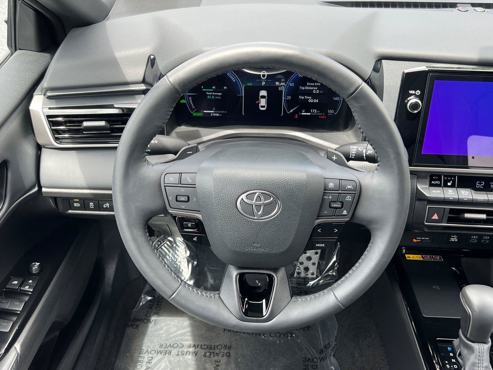 Used 2025 Toyota Camry XSE FWD image 23