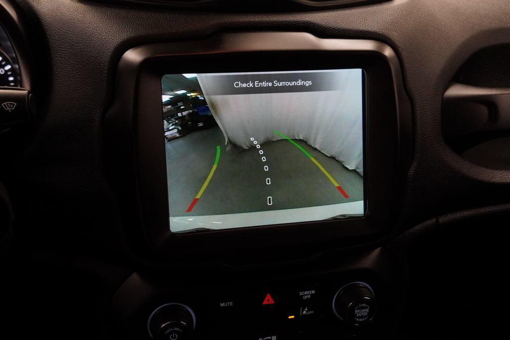 Certified 2023 Jeep Renegade Trailhawk AWD/4WD image 32