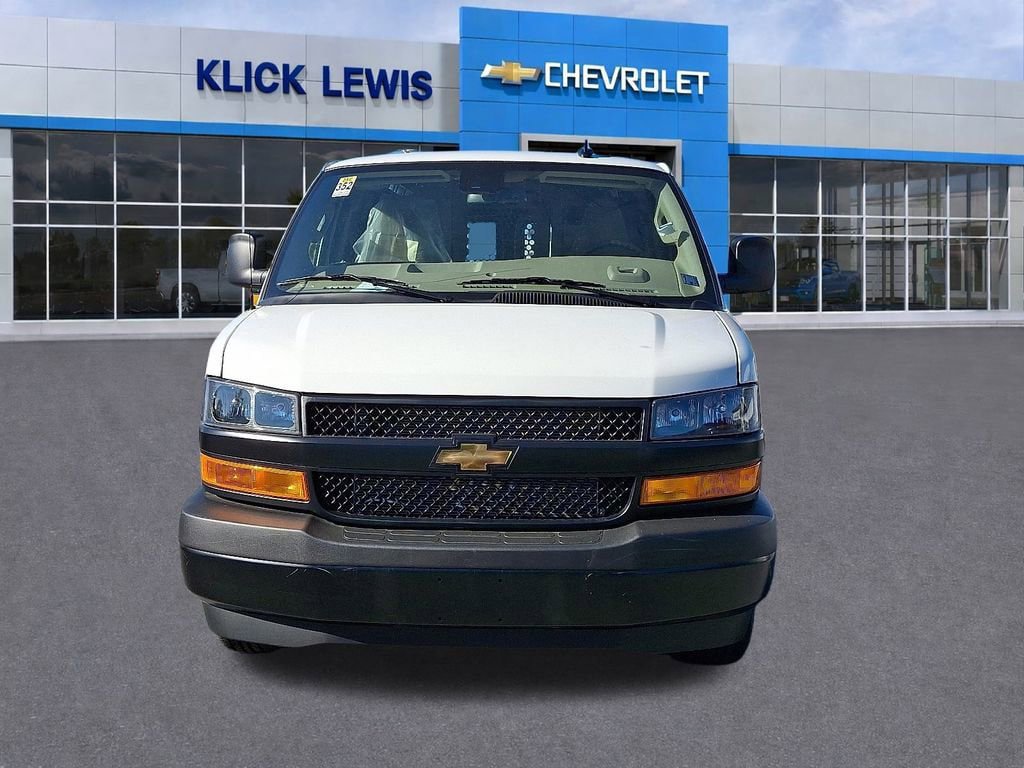 New 2025 Chevrolet Express 3500 WT Van w/ Driver Convenience Package video 2