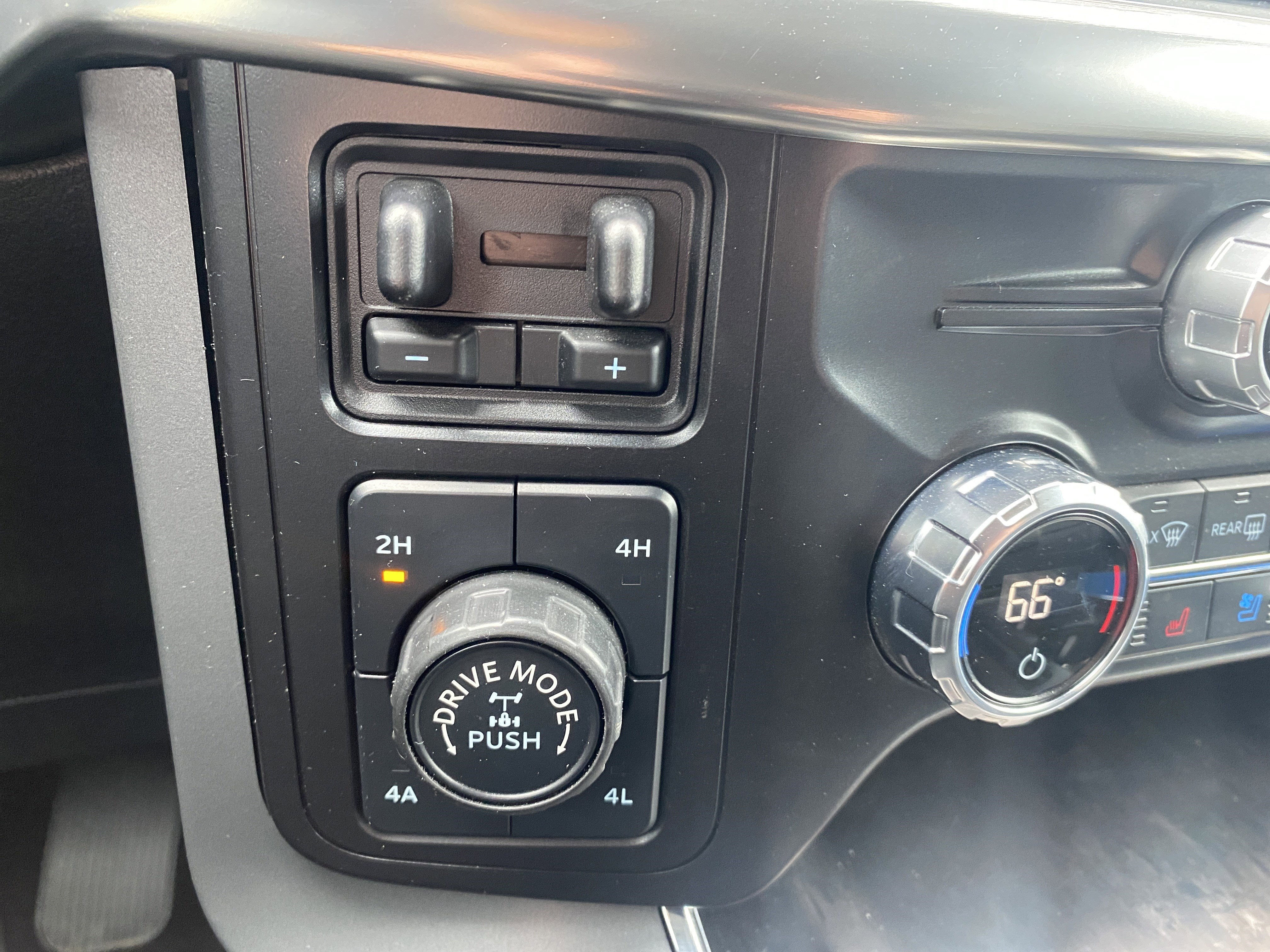 Used 2021 Ford F150 Lariat AWD/4WD image 15