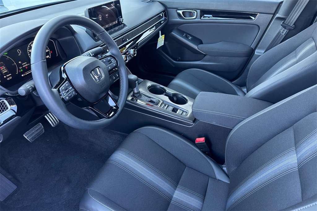 Certified 2025 Honda Civic Sport image 9