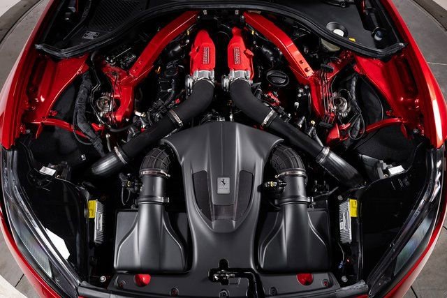 Certified 2019 Ferrari Portofino image 15