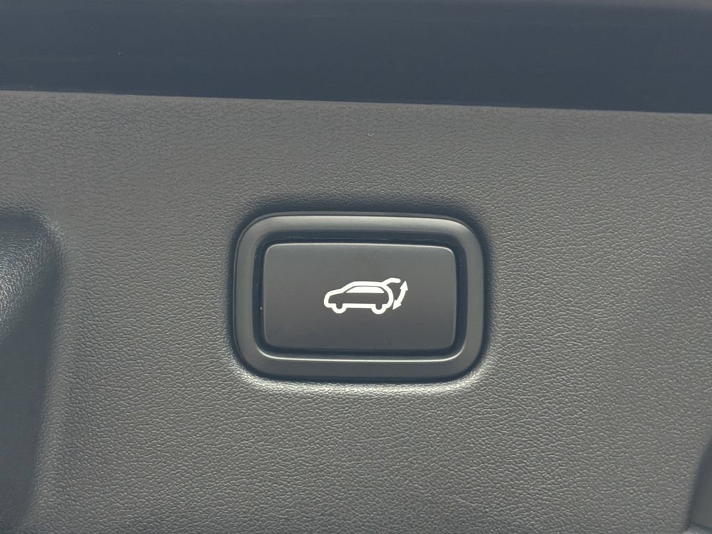 Certified 2025 Kia EV6 GT-Line AWD/4WD image 7
