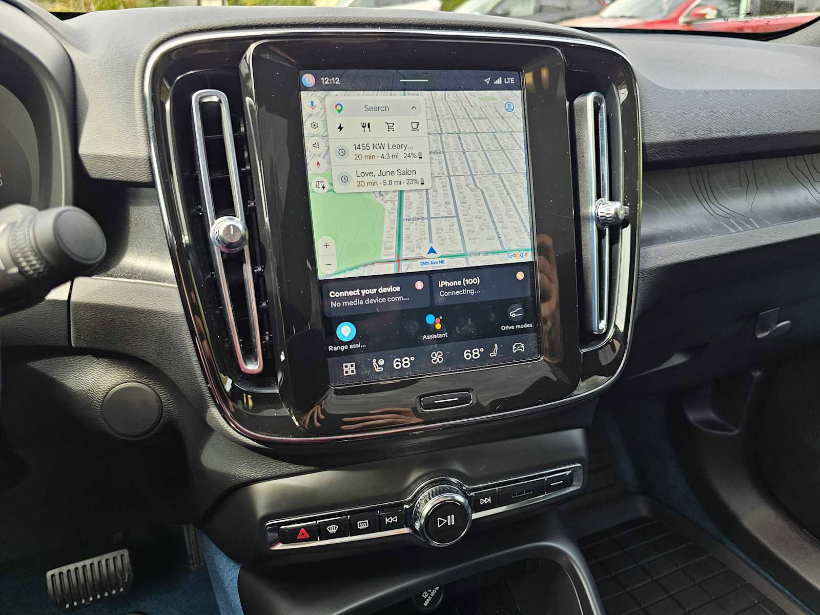 Certified 2023 Volvo C40 P8 Recharge Ultimate w/ Protection Package Premier image 33