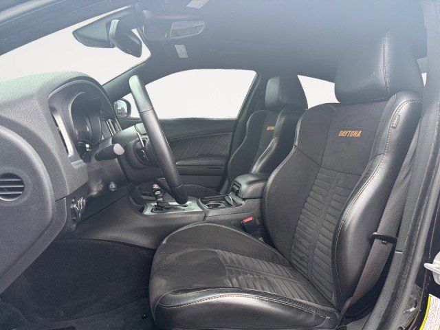 Used 2018 Dodge Charger R/T image 2