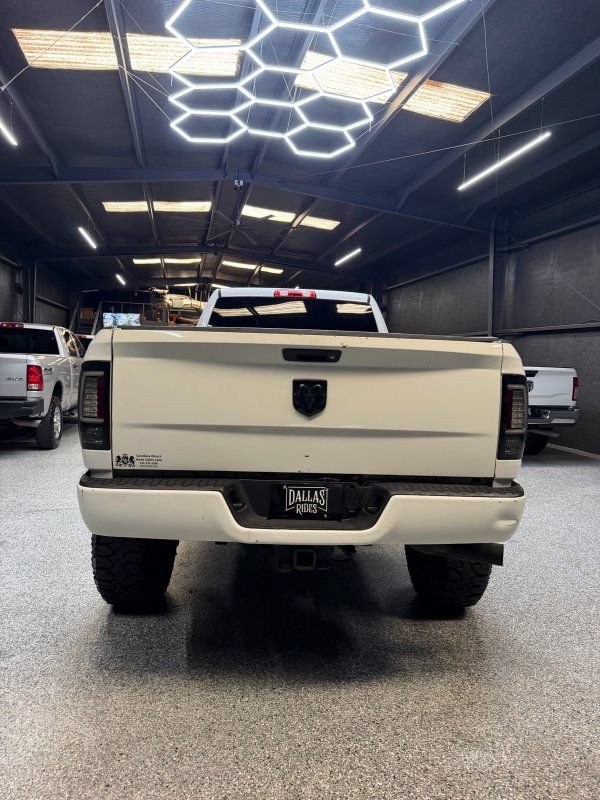 Used 2017 RAM 2500 Tradesman w/ Chrome Appearance Group AWD/4WD image 26