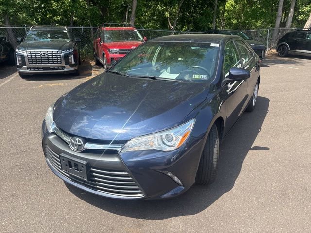 Used 2017 Toyota Camry LE FWD video 1