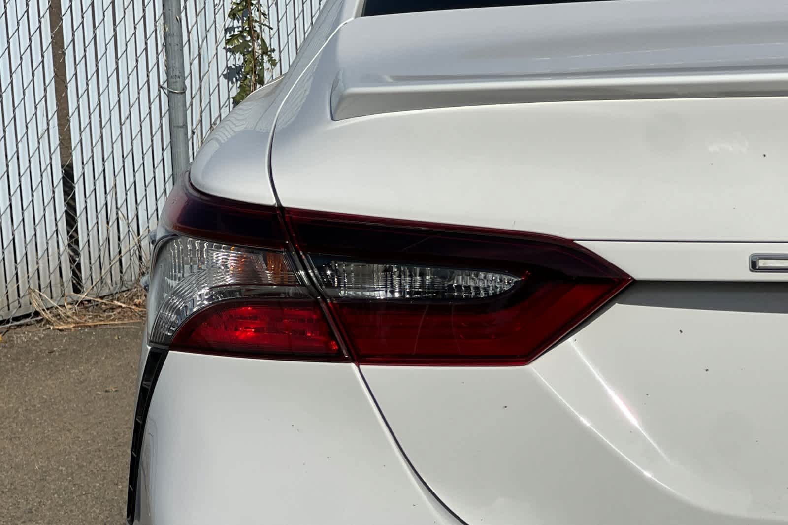 Used 2021 Toyota Camry SE FWD image 23