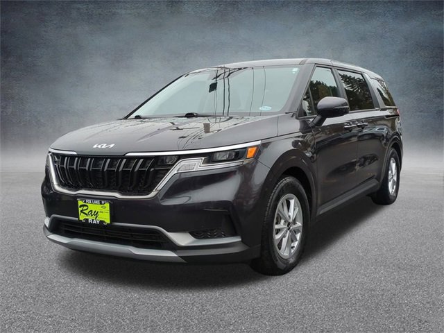 Used 2024 Kia Carnival LX image 5