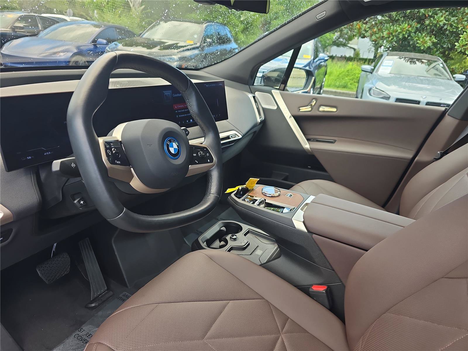 Certified 2024 BMW iX M60 w/ Luxury Package AWD/4WD image 18