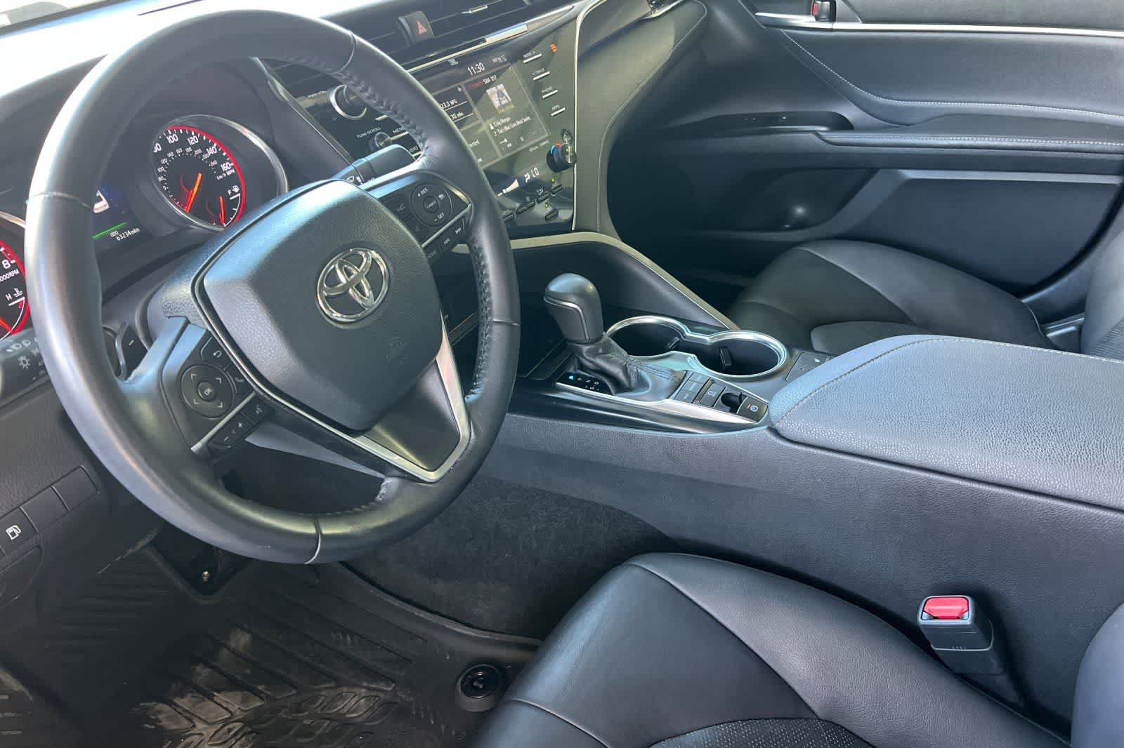 Used 2018 Toyota Camry XSE w/ Audio Package FWD image 14