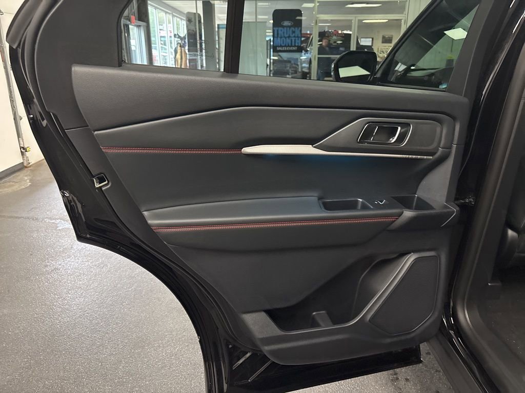 New 2026 Ford Explorer ST-Line AWD/4WD image 24