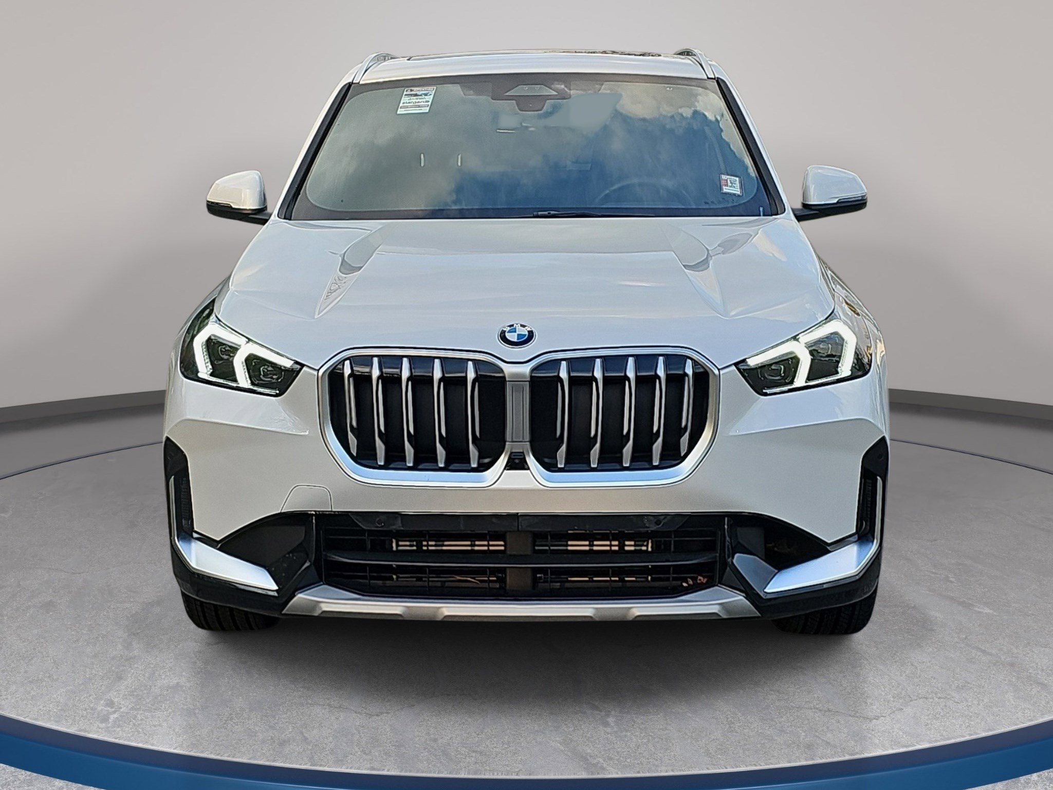 Certified 2025 BMW X1 xDrive28i w/ Technology Package image 2