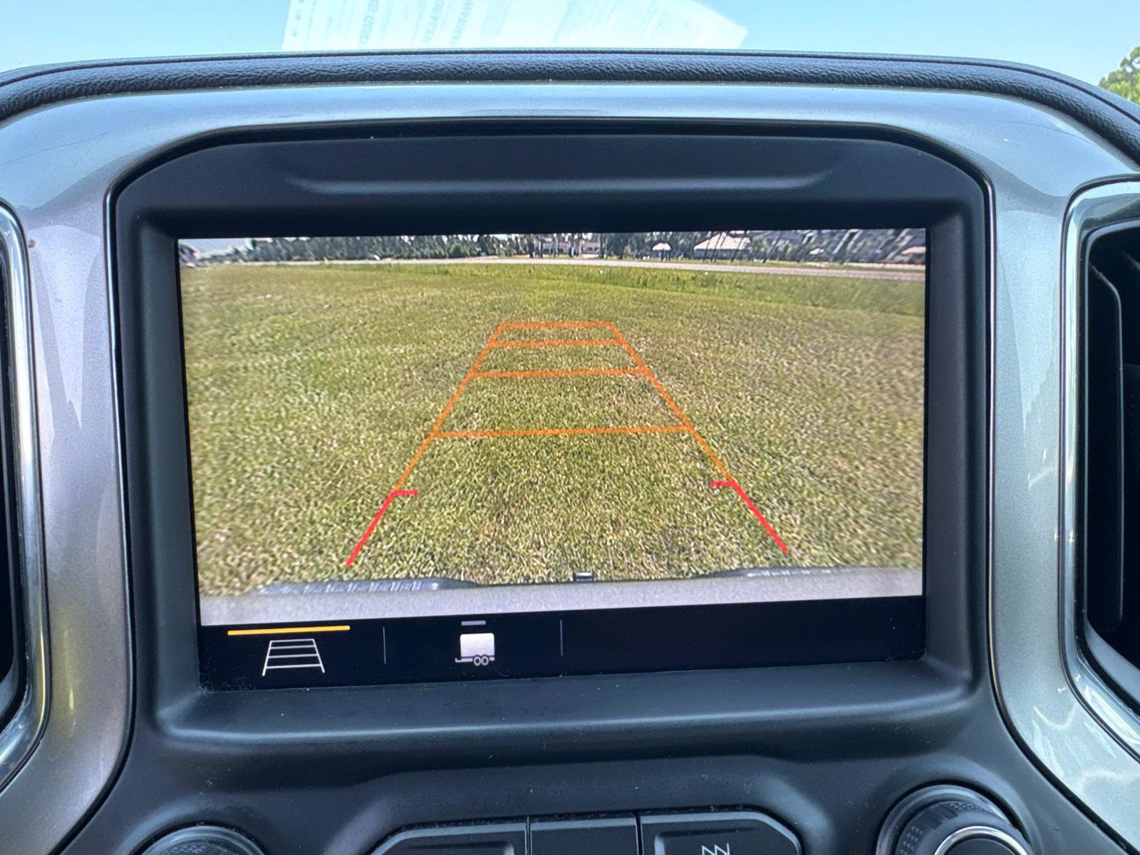 Used 2019 Chevrolet Silverado 1500 LT Trail Boss AWD/4WD image 23