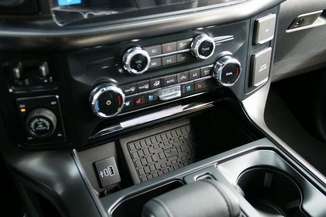 New 2025 Ford F150 Lariat w/ Equipment Group 502A High image 28