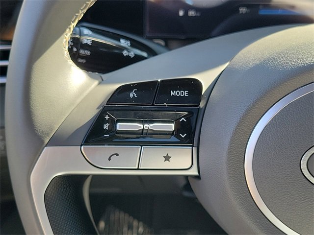 Used 2024 Hyundai Elantra SEL w/ Convenience Package image 5