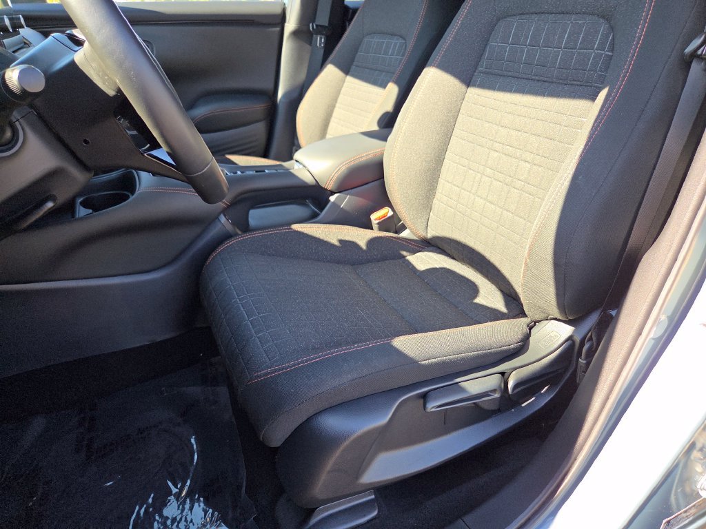 Certified 2025 Honda HR-V Sport image 29